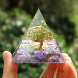 Pyramide Orgonite péridot/Charoite Reiki 60mm faite main
