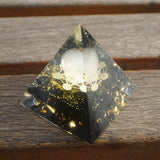 Pyramide Orgonite Quartz Rose Reiki 60mm faite main